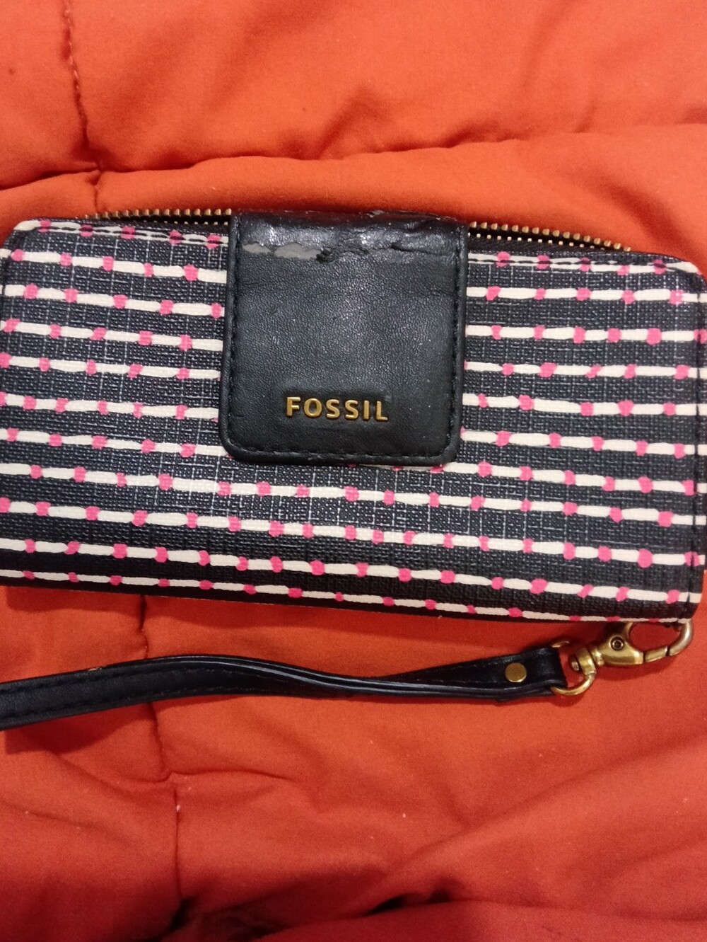 #6FW Fossil Black, White & Pink Patterned Zip Wristlet